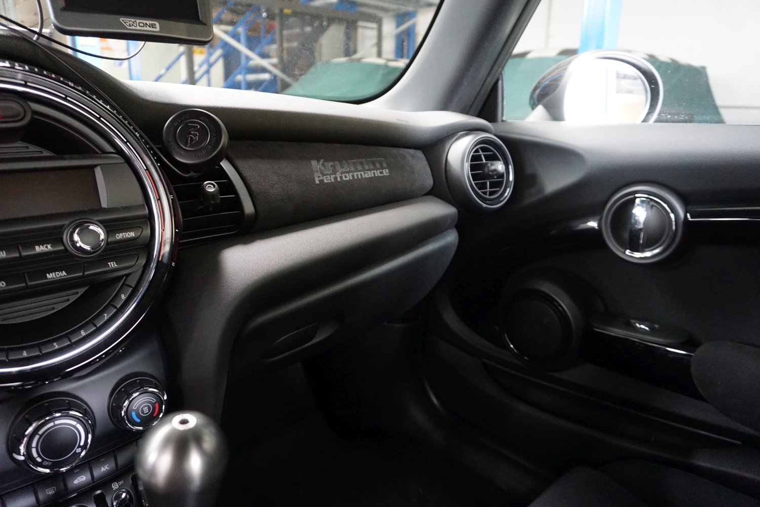 Krumm-Performance Alcantara Interieur Upgrade F56